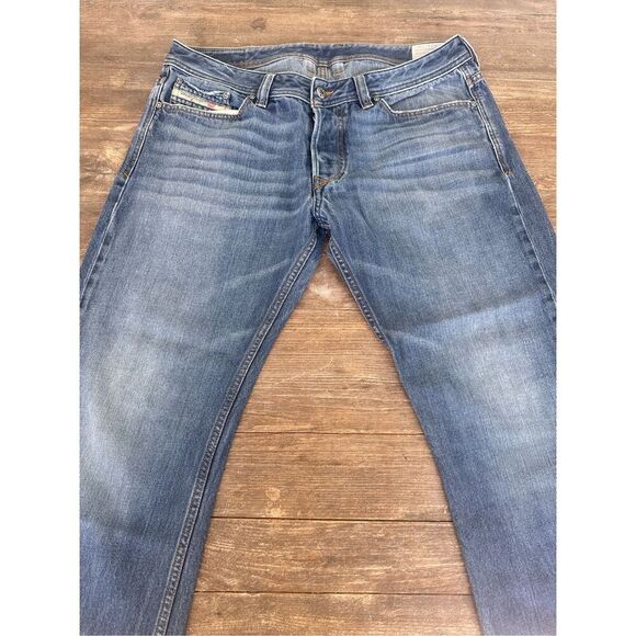 Diesel Viker Regular Straight Leg Jeans, size 34 - Picture 3 of 7